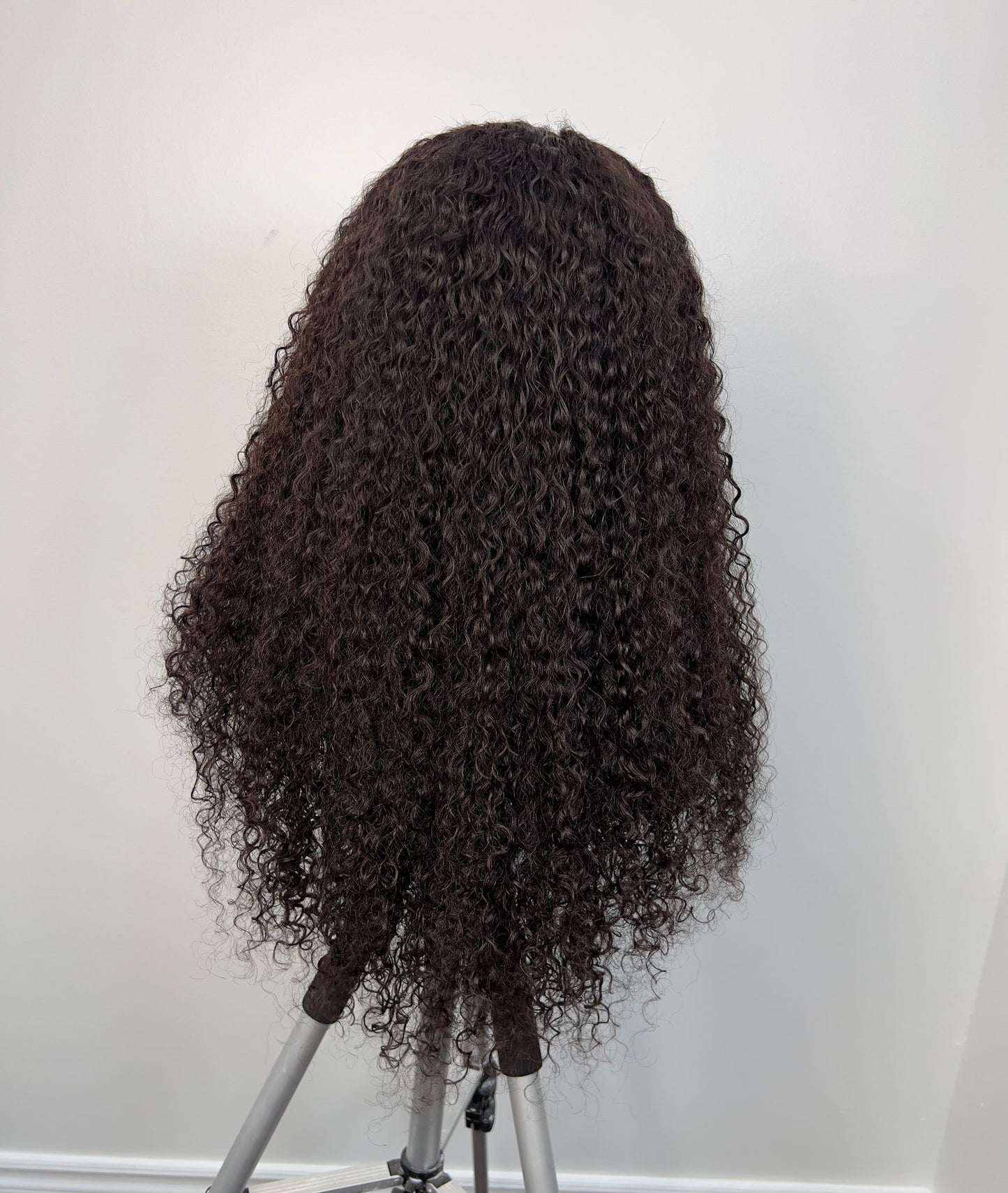Hallie Deep Curly 20 Inches with a matching 4x4 Closure