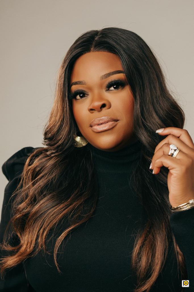 Ruby Waves 20 Inches 6x6 Closure 300grams with Black and dark Gold highlights