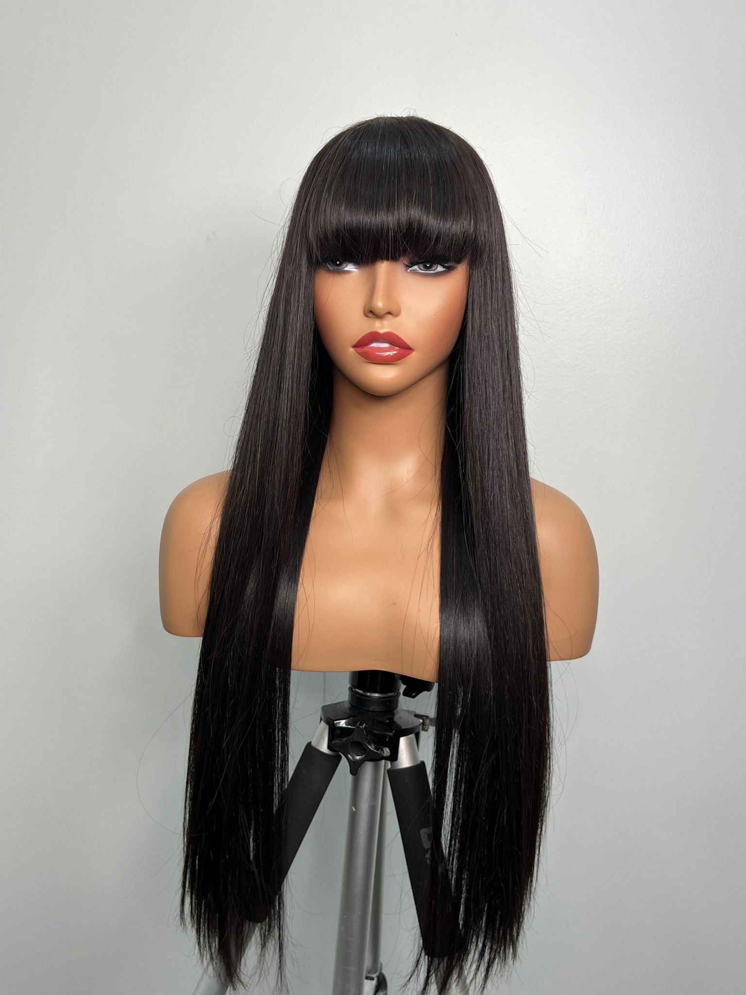Elin Silky 24 Inches Fringe Silky Straight Fringe Wig