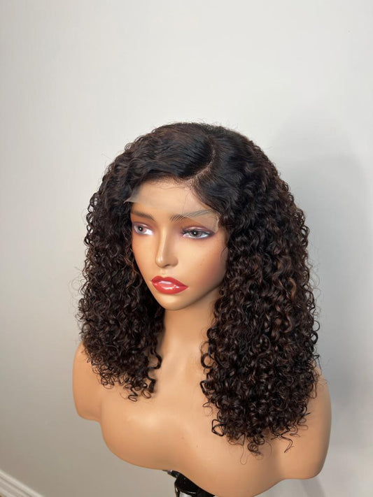Leila Deep Wavy Wig 12 Inches Regular 4x4 Closure - Honey Blonde