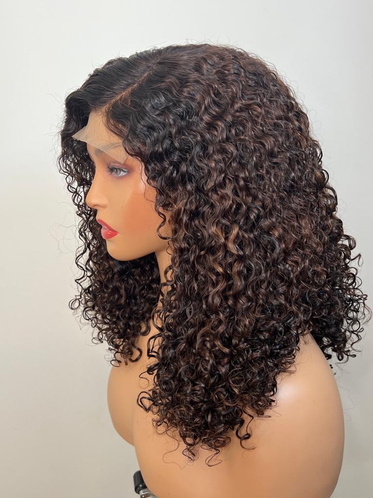 Leila Deep Wavy Wig 14 Inches Regular 4x4 Closure - Honey Blonde
