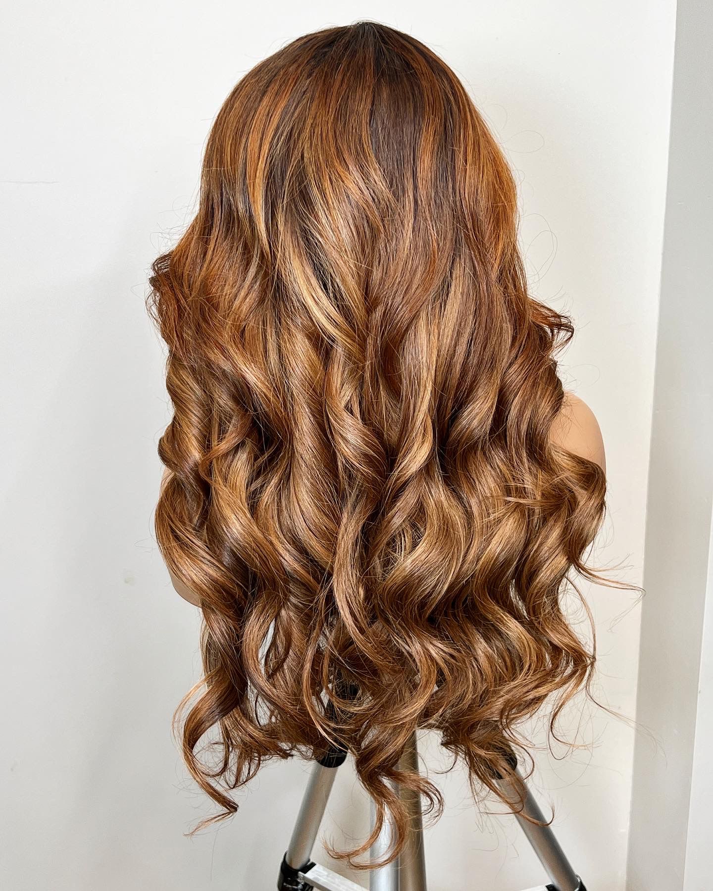 Lily Waves 20 Inches Chestnut Brown